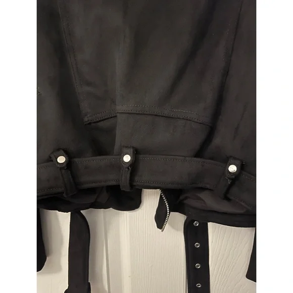 🖤ZARA brand Motorcycle Faux Suede Black with Silver Detail Jacket Size XL🖤 - Picture 10 of 12